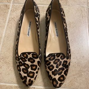 Manolo Blahnik leopard flats